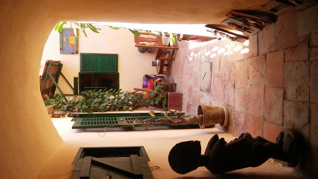Maison Augustin Ly Gorée 外观 照片