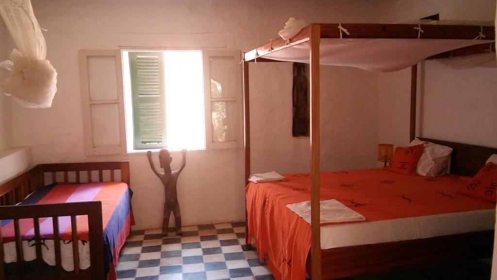 Maison Augustin Ly Gorée 外观 照片
